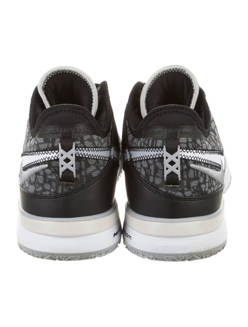 Nike Printed Sneakers