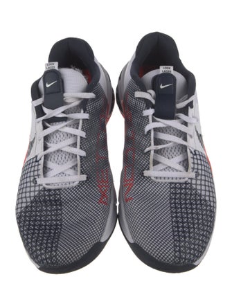Nike Colorblock Pattern Mesh Accents Sneakers