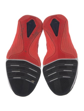 Nike Colorblock Pattern Mesh Accents Sneakers