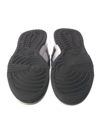 Nike Leather Colorblock Pattern Athletic Sneakers