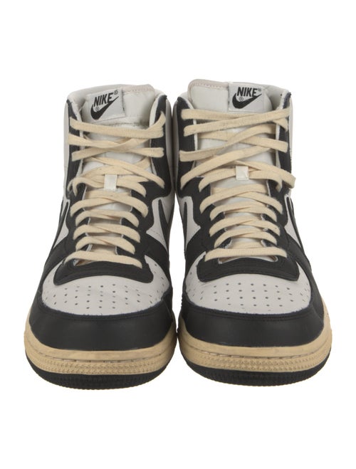 Nike Leather Colorblock Pattern Sneakers