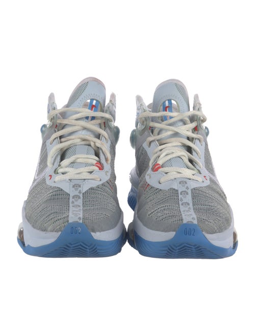 Nike Mesh Printed Sneakers