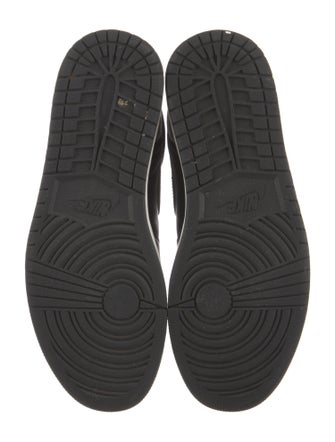 Nike Leather Colorblock Pattern Sneakers