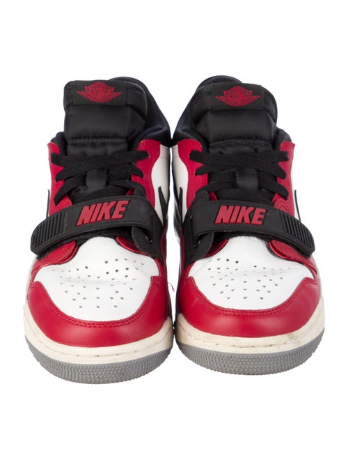 Nike Leather Colorblock Pattern Sneakers