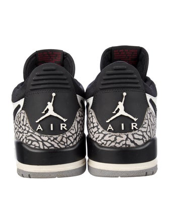 Nike Leather Colorblock Pattern Sneakers