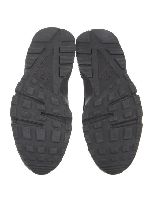 Nike Air Huarache Athletic Sneakers