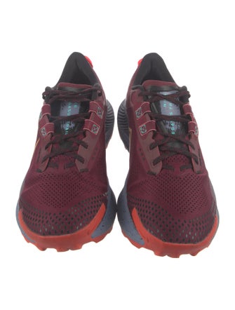 Nike Mesh Printed Athletic Sneakers