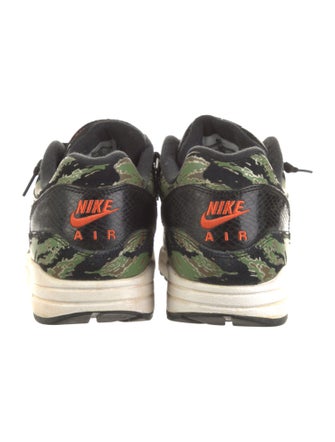 Nike Leather Printed Athletic Sneakers