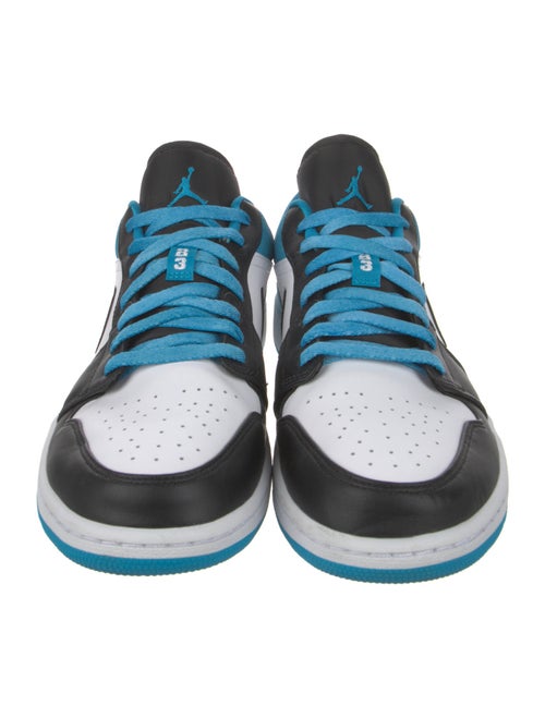 Nike Leather Colorblock Pattern Athletic Sneakers