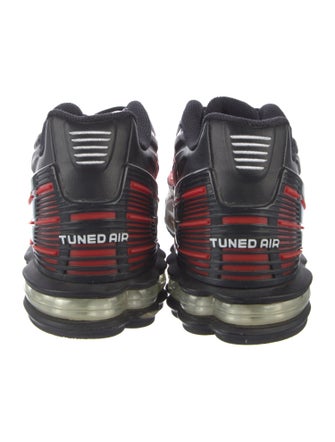 Nike Mesh Striped Athletic Sneakers