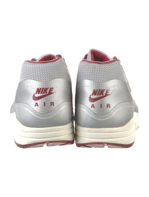 Nike Mesh Printed Sneakers
