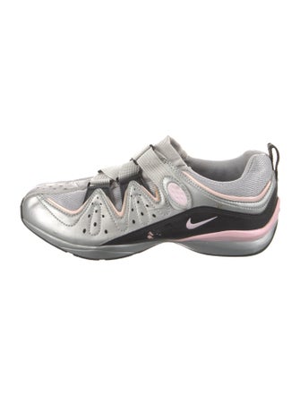 Nike Leather Sneakers