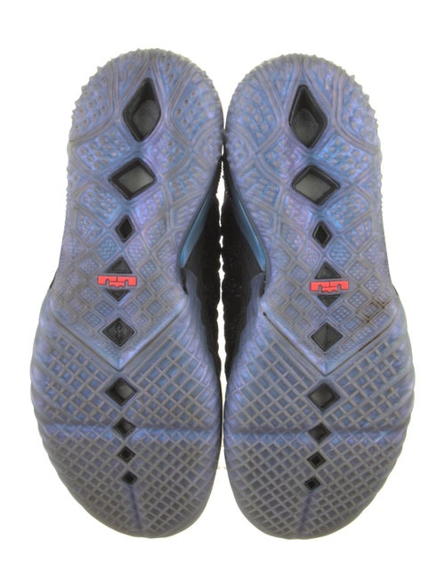 Nike Printed Athletic Sneakers