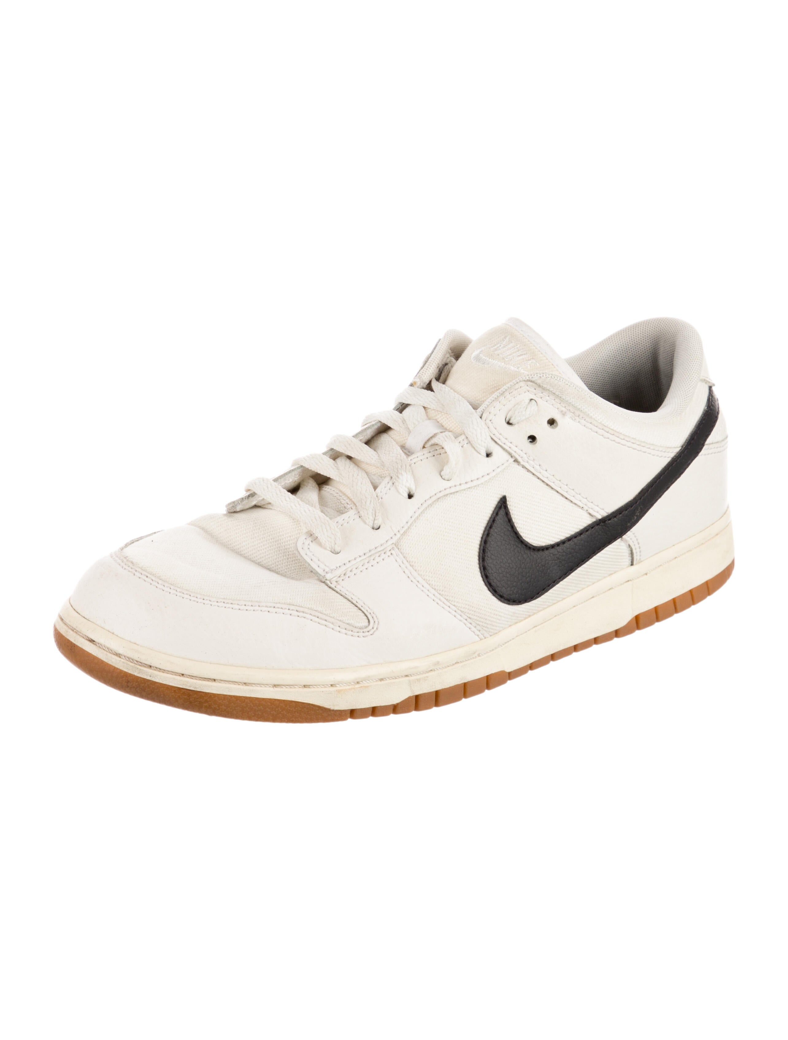 Nike Leather Colorblock Pattern Athletic Sneakers