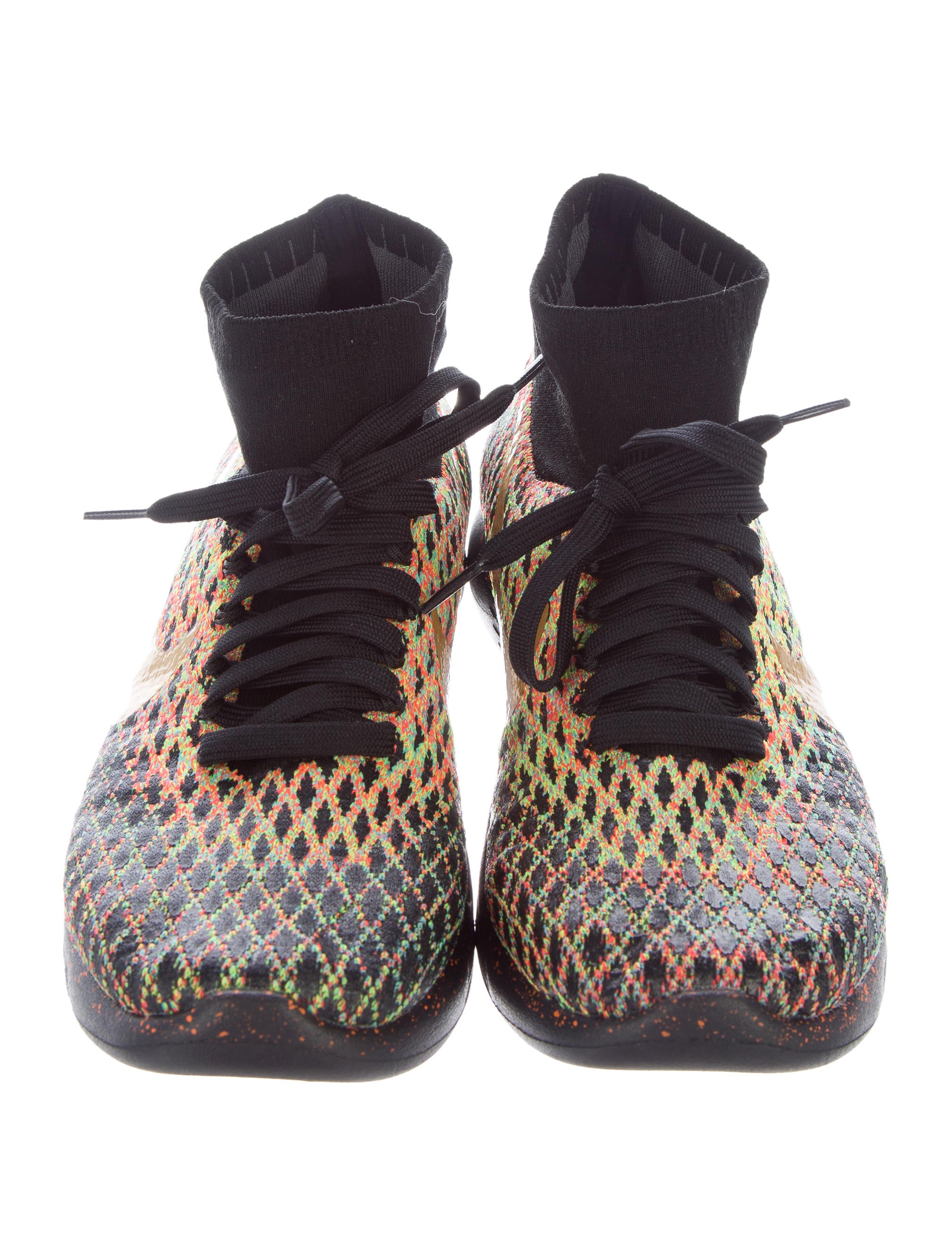 knitted shoes nike