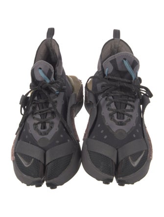 Nike Printed Athletic Sneakers