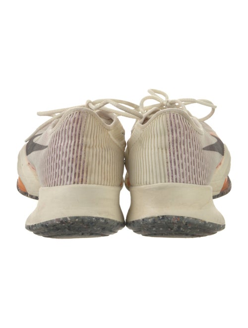 Nike Mesh Printed Athletic Sneakers