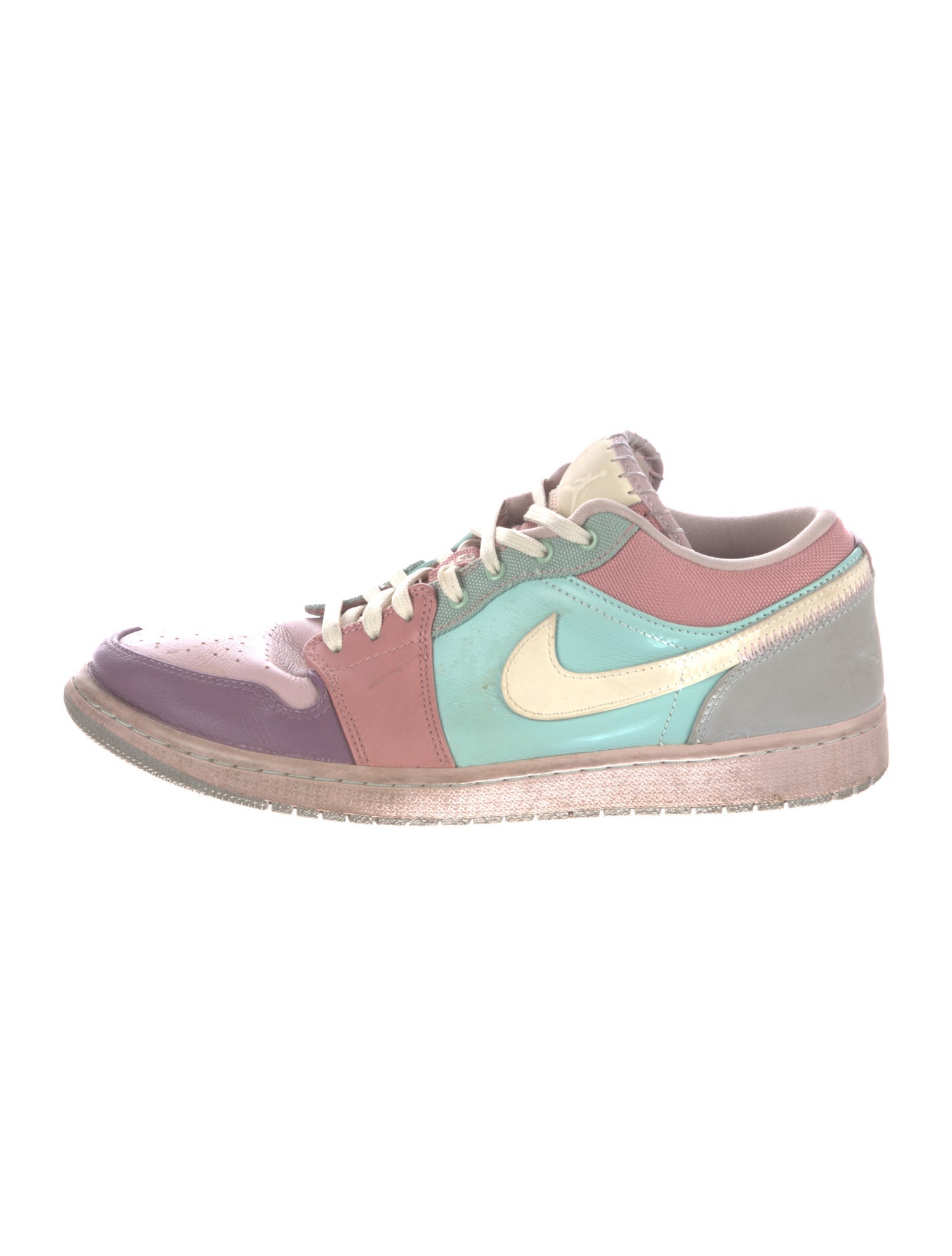 Nike Leather Colorblock Pattern Athletic Sneakers