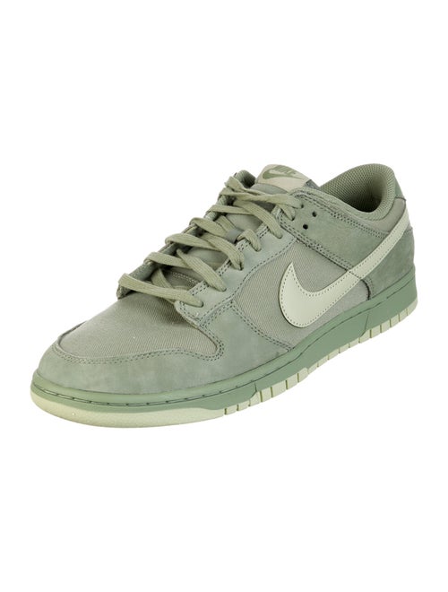Nike Dunk Low Retro Premium 'Oil Green Olive Aura' Sneakers