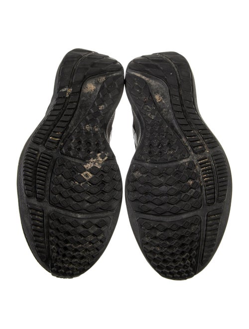 Nike Mesh Printed Athletic Sneakers