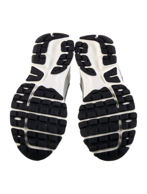 Nike Zoom Vomero 5 'Photon Dust Metallic Silver' (W) Athletic Sneakers