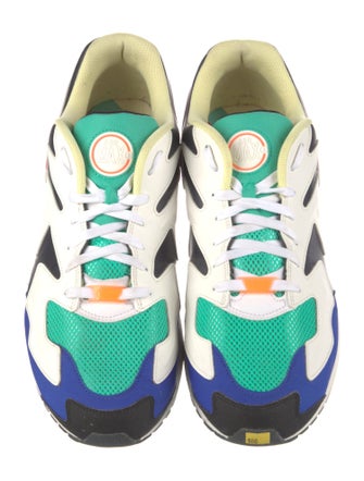 Nike Mesh Colorblock Pattern Athletic Sneakers
