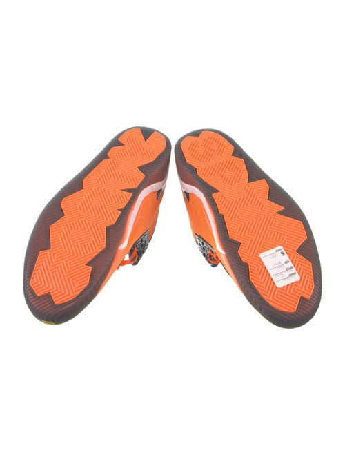 Nike Mesh Colorblock Pattern Sneakers