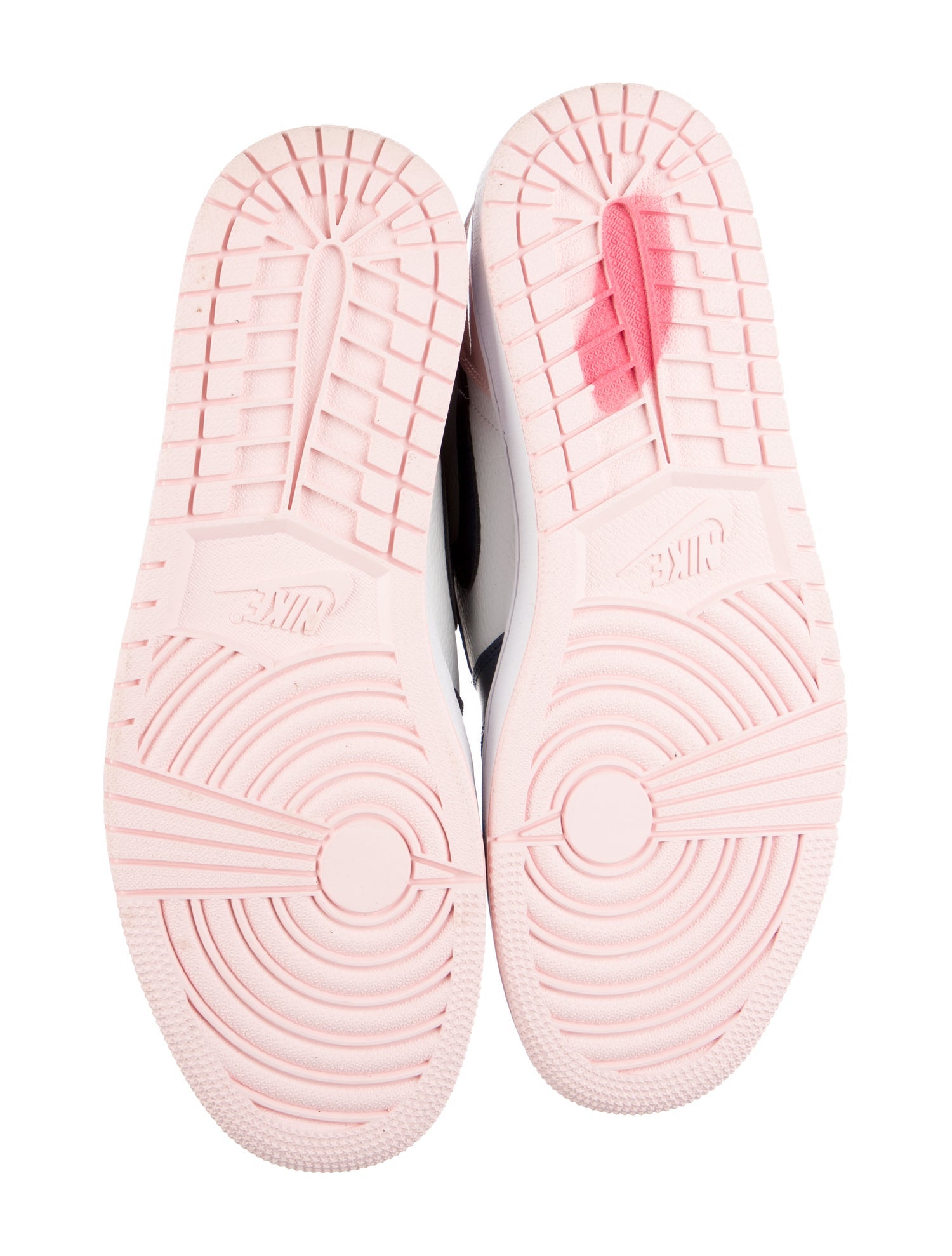 Nike Leather Colorblock Pattern Sneakers