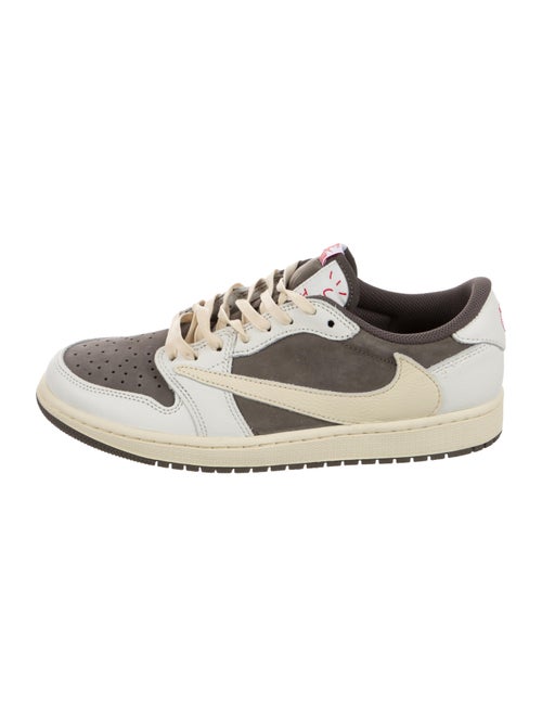 Jordan x Travis Scott 1 Retro Low OG SP 'Reverse Mocha' Sneakers