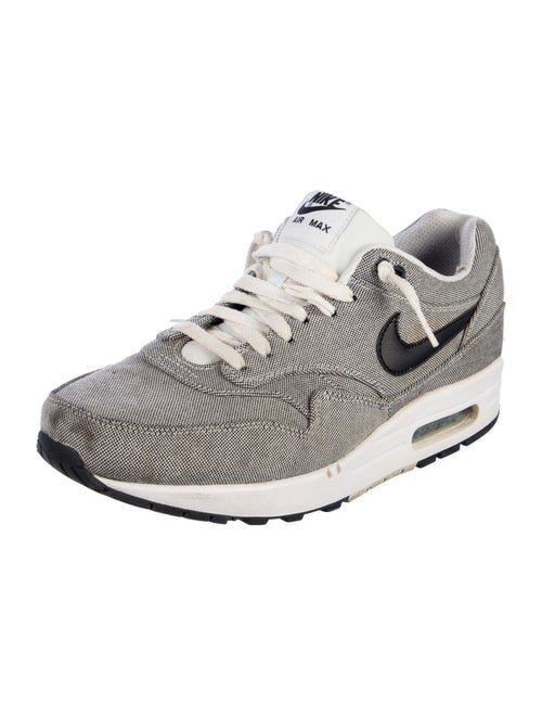 Nike Canvas Athletic Sneakers