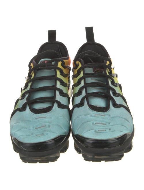 Nike Printed Leather Trim Embellishment Athletic Sneakers