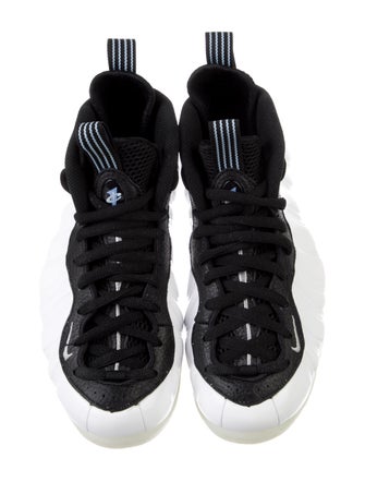 Nike Colorblock Pattern Leather Trim Embellishment Athletic Sneakers