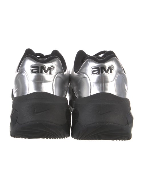 Nike Rubber Printed Athletic Sneakers