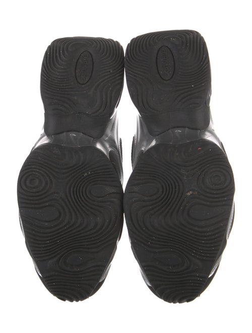 Nike Rubber Printed Athletic Sneakers