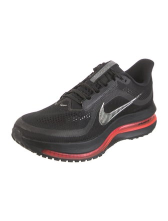 Nike Mesh Colorblock Pattern Athletic Sneakers