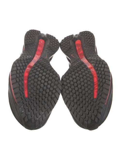 Nike Mesh Colorblock Pattern Athletic Sneakers