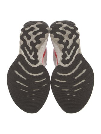 Nike Colorblock Pattern Athletic Sneakers