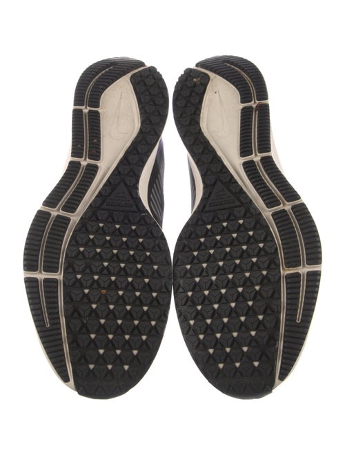 Nike Printed Mesh Accents Athletic Sneakers