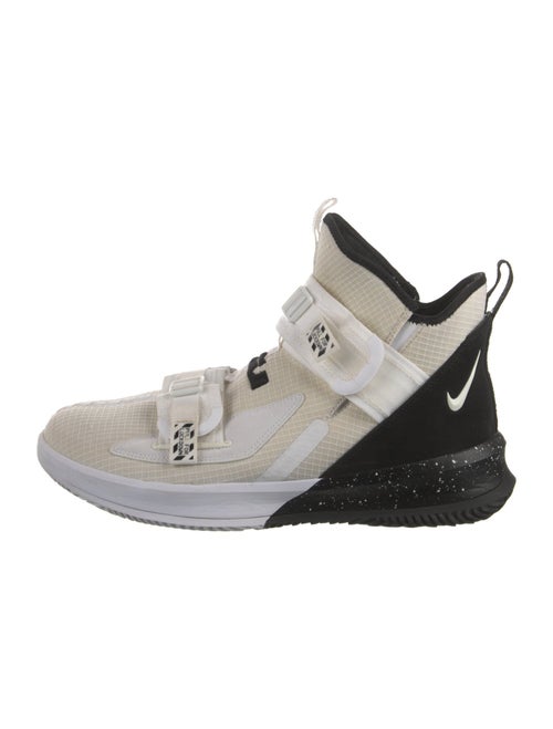 Nike Colorblock Pattern Sneakers