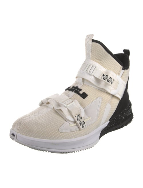 Nike Colorblock Pattern Sneakers