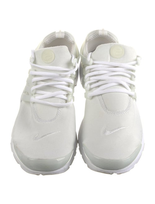 Nike Embroidered Accent Athletic Sneakers