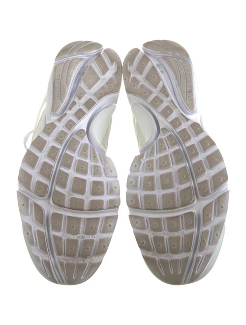 Nike Embroidered Accent Athletic Sneakers