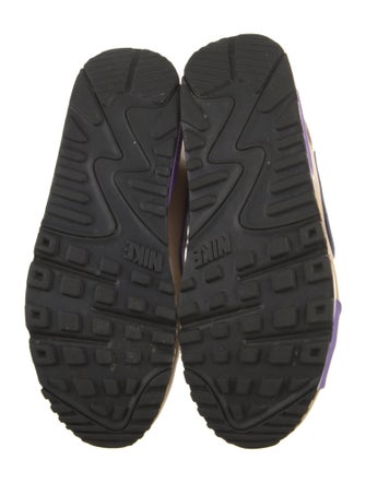 Nike Mesh Printed Athletic Sneakers