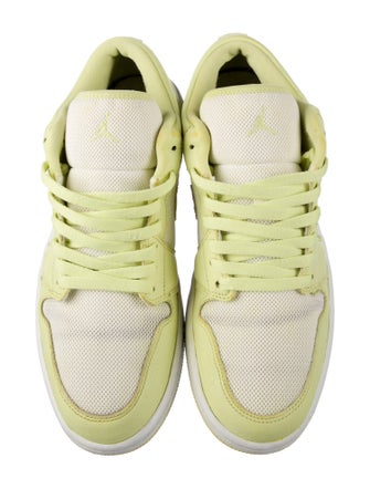 Nike Leather Colorblock Pattern Sneakers