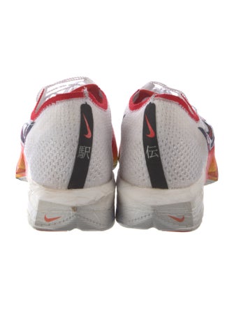 Nike Mesh Printed Athletic Sneakers