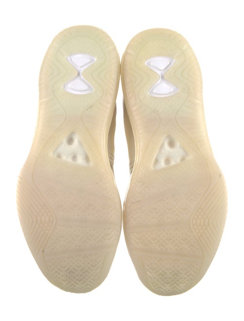 Nike Striped Leather Trim Embellishment Sneakers