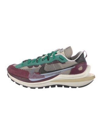 Nike Mesh Printed Athletic Sneakers