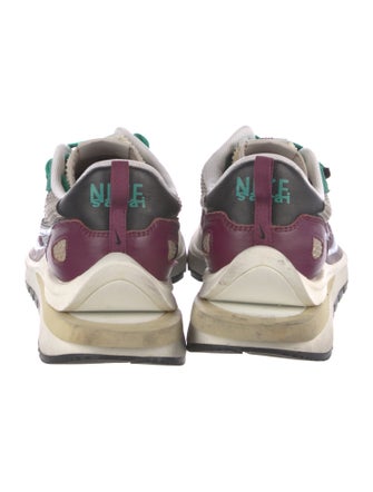 Nike Mesh Printed Athletic Sneakers