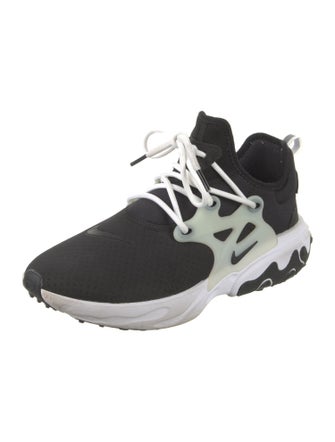 Nike Neoprene Colorblock Pattern Sneakers