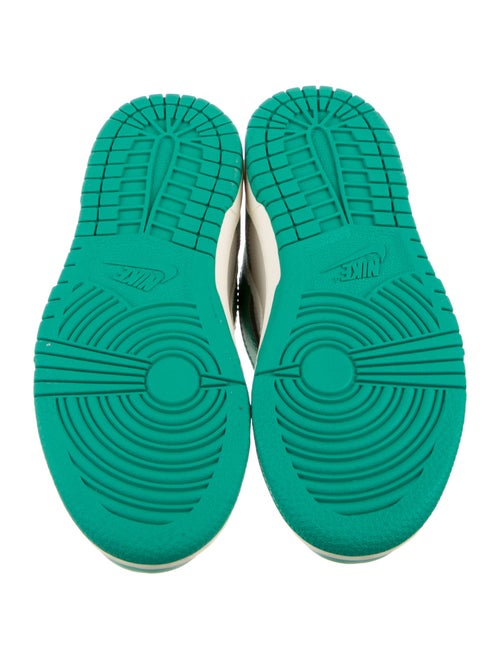 Nike Dunk High Phantom Stadium Green (GS) Sneakers